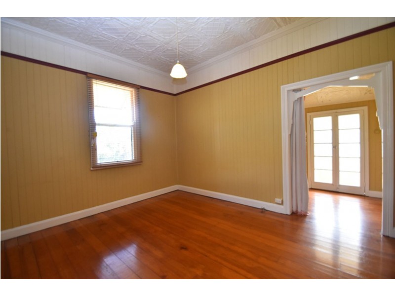 81 Hume Street, Toowoomba City QLD 4350