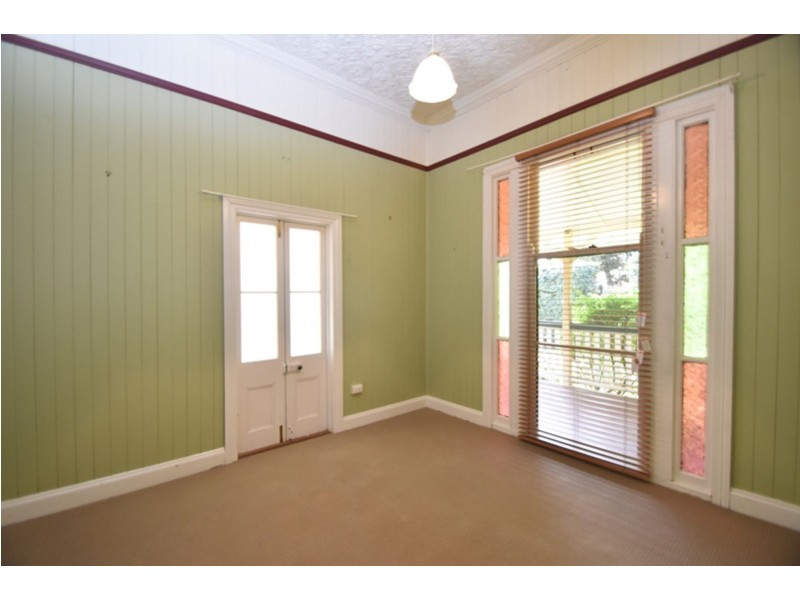 81 Hume Street, Toowoomba City QLD 4350