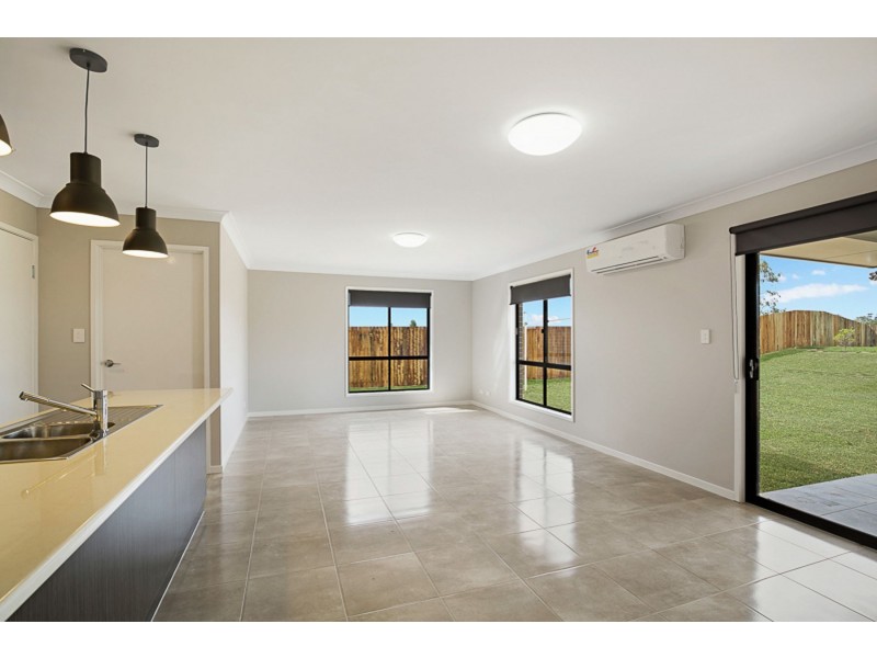 34 Magpie Drive, Cambooya QLD 4358