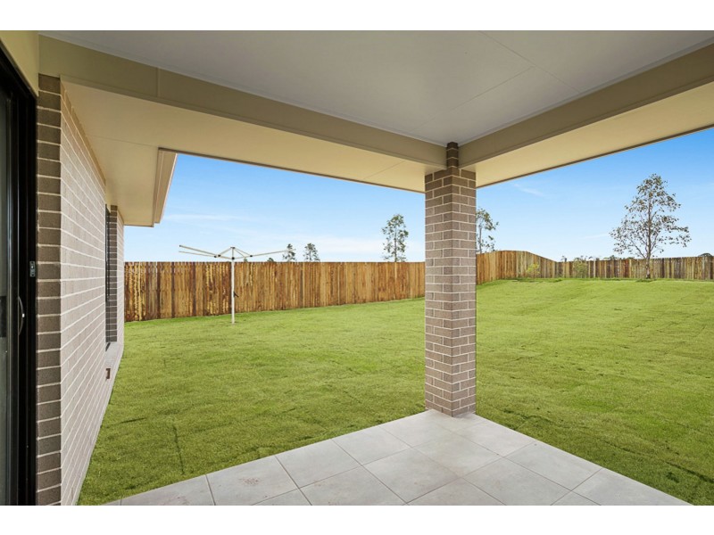 34 Magpie Drive, Cambooya QLD 4358