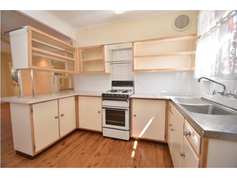 1/99 Campbell Street, East Toowoomba QLD 4350