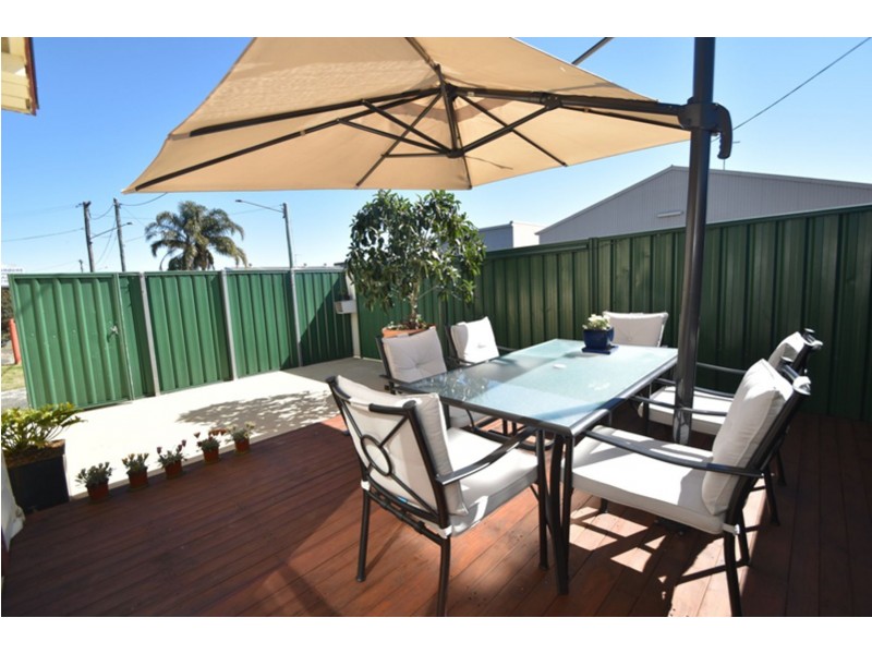 6 Dexter Street, South Toowoomba QLD 4350