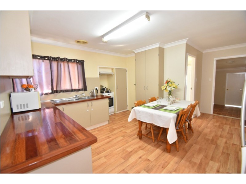 6 Dexter Street, South Toowoomba QLD 4350