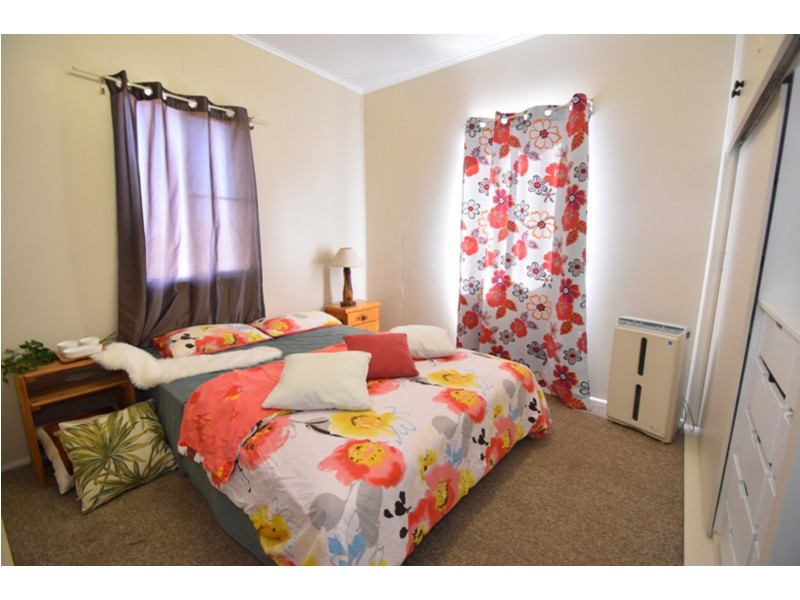 6 Dexter Street, South Toowoomba QLD 4350