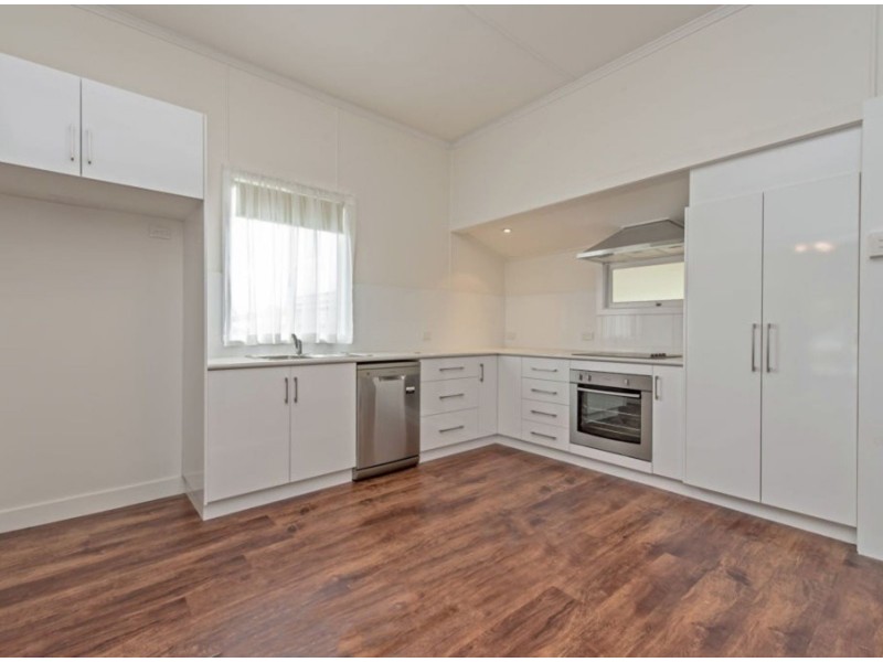 218 Taylor Street, Newtown QLD 4350