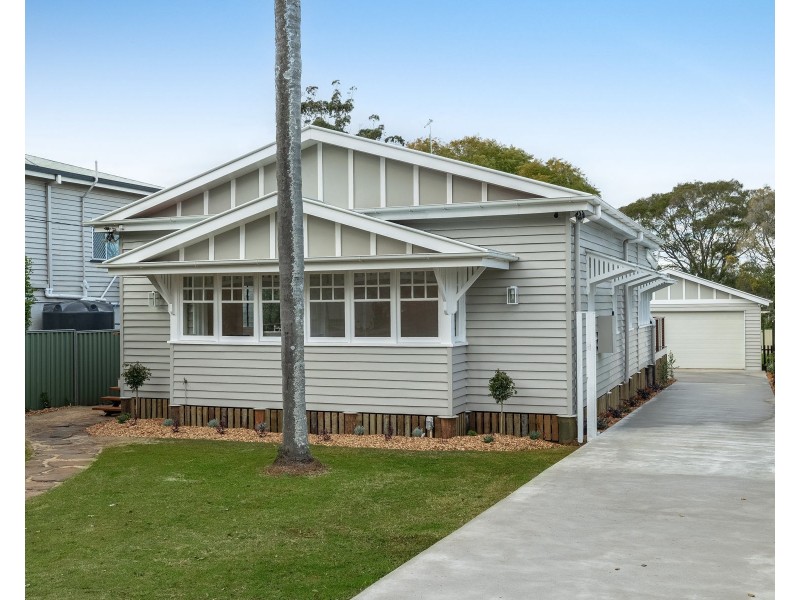 4 Tozer Street, Newtown QLD 4350