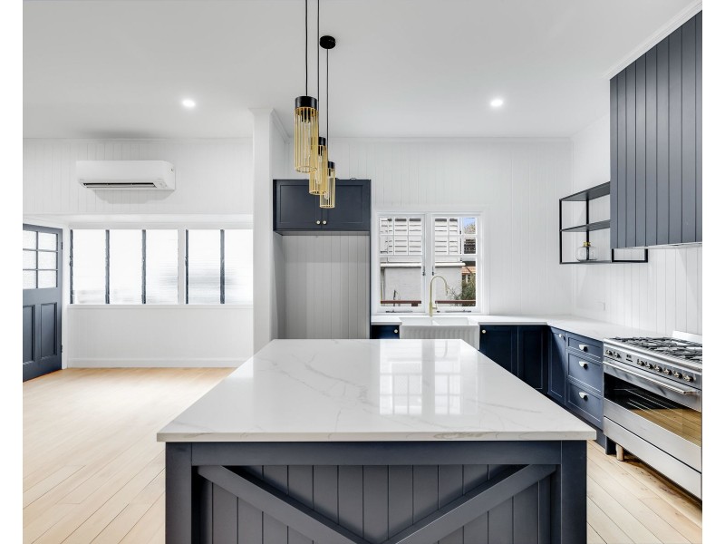 4 Tozer Street, Newtown QLD 4350