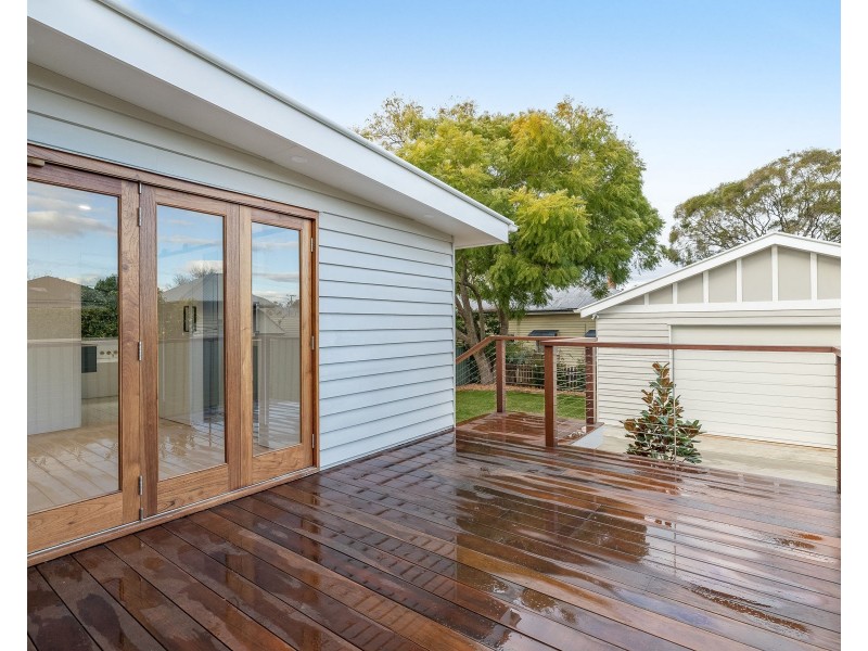 4 Tozer Street, Newtown QLD 4350