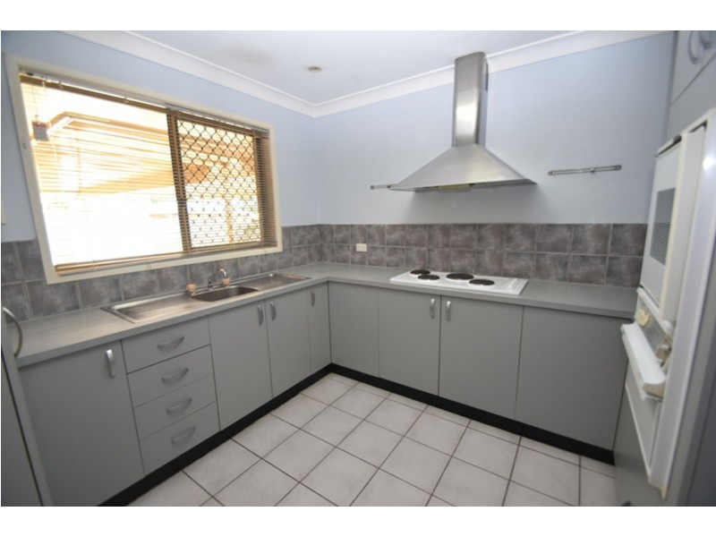 2 Jamieson Court, Darling Heights QLD 4350