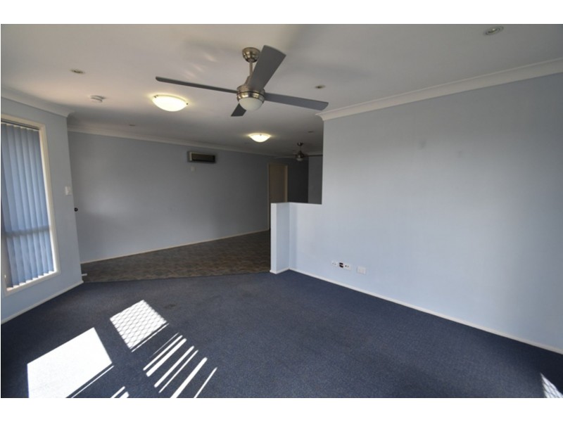 2 Jamieson Court, Darling Heights QLD 4350
