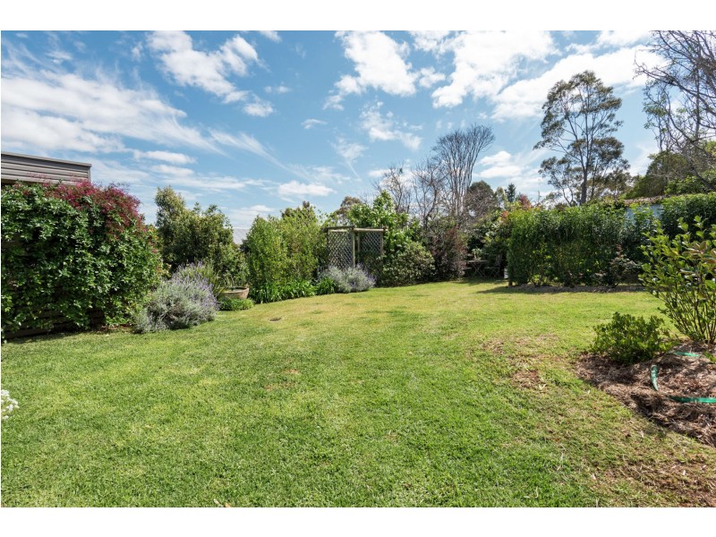 11 Dora Street, South Toowoomba QLD 4350