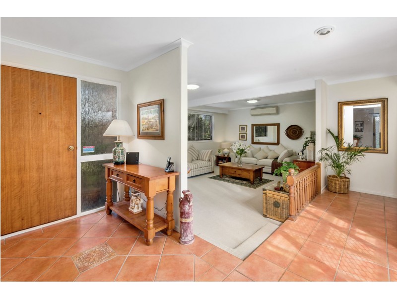 11 Dora Street, South Toowoomba QLD 4350