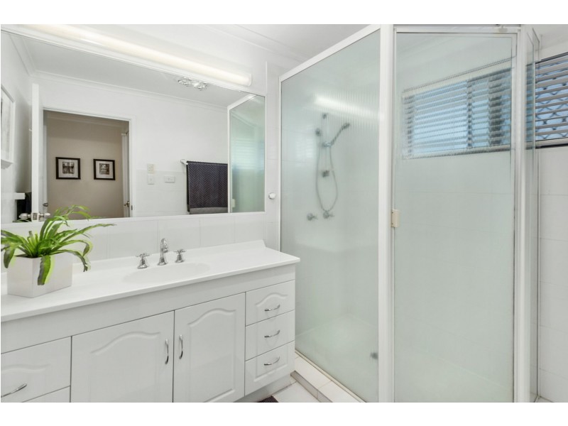 11 Dora Street, South Toowoomba QLD 4350