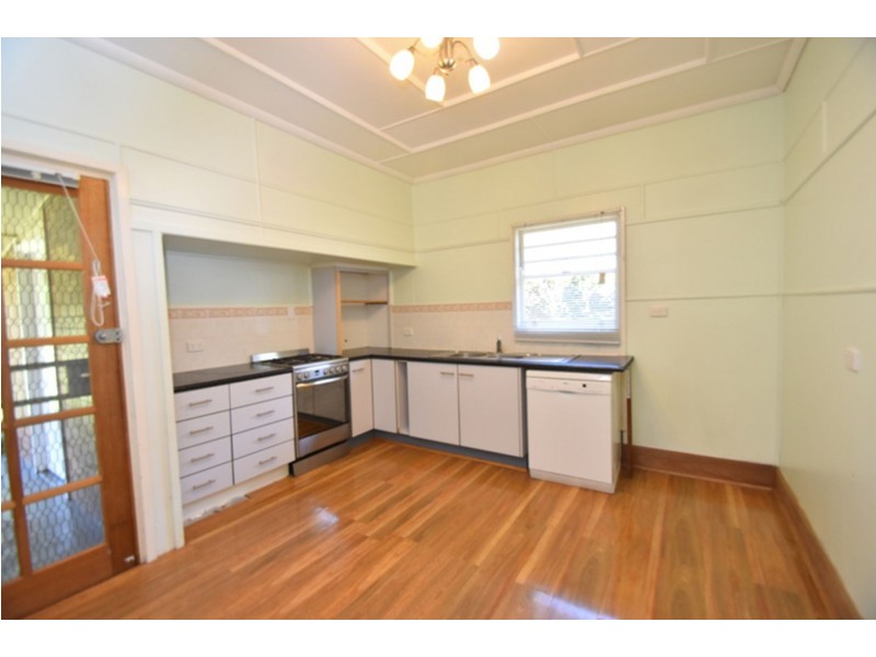 26 Tolmie Street, South Toowoomba QLD 4350