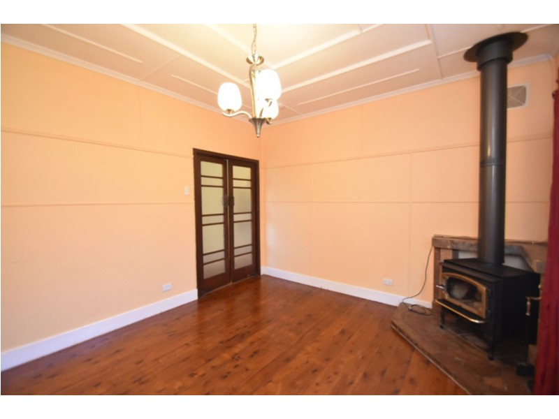 26 Tolmie Street, South Toowoomba QLD 4350