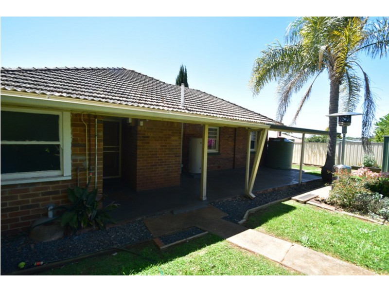 26 Tolmie Street, South Toowoomba QLD 4350