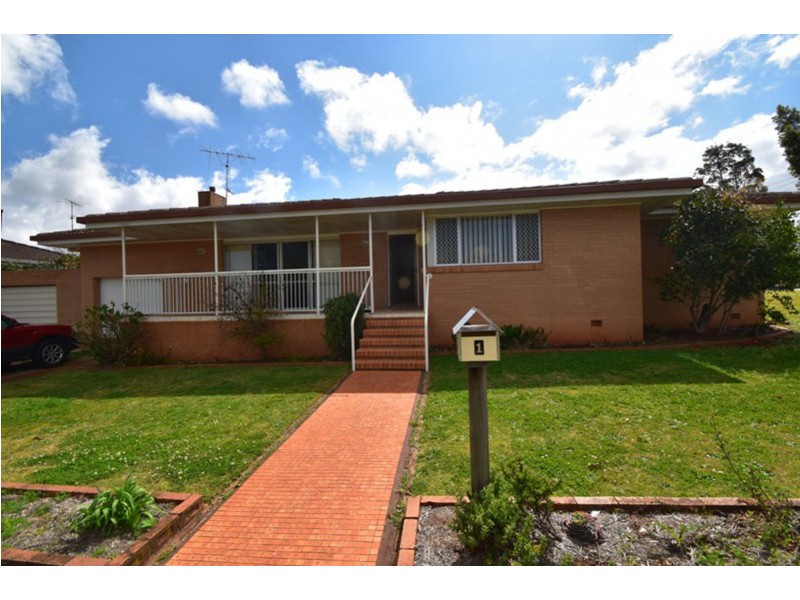 1 Stockwell Street, Rangeville QLD 4350