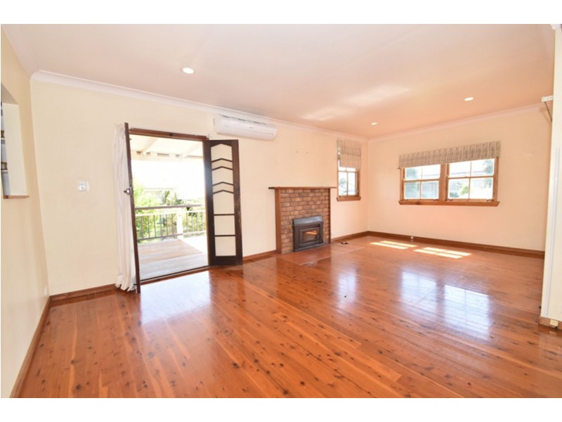 172 South Street, Centenary Heights QLD 4350