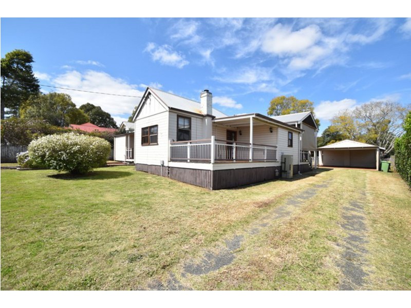 172 South Street, Centenary Heights QLD 4350