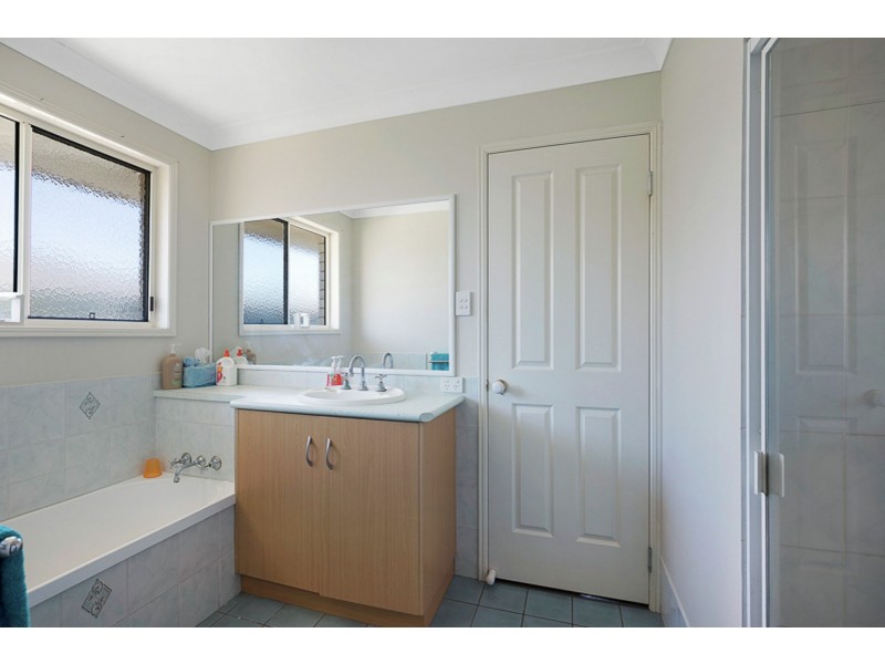 7 Kauri Street, Kearneys Spring QLD 4350