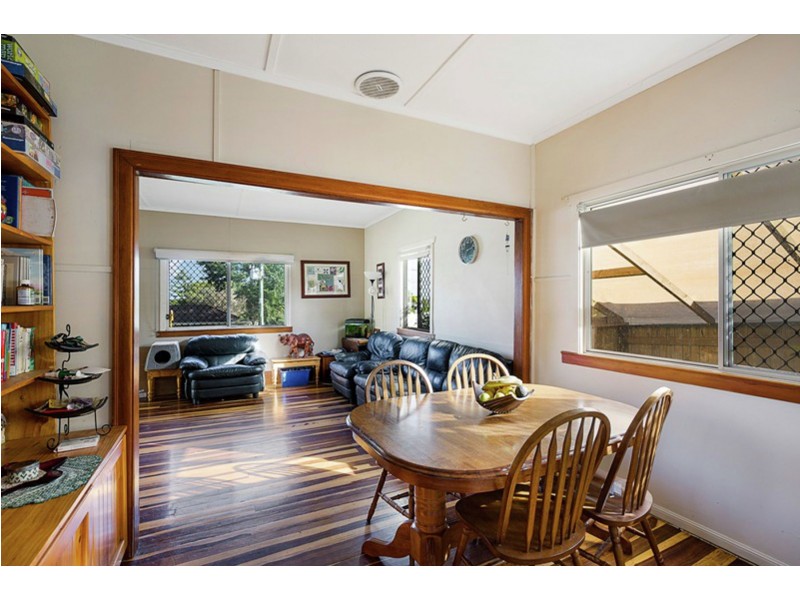 57 Glenvale Road, Newtown QLD 4350
