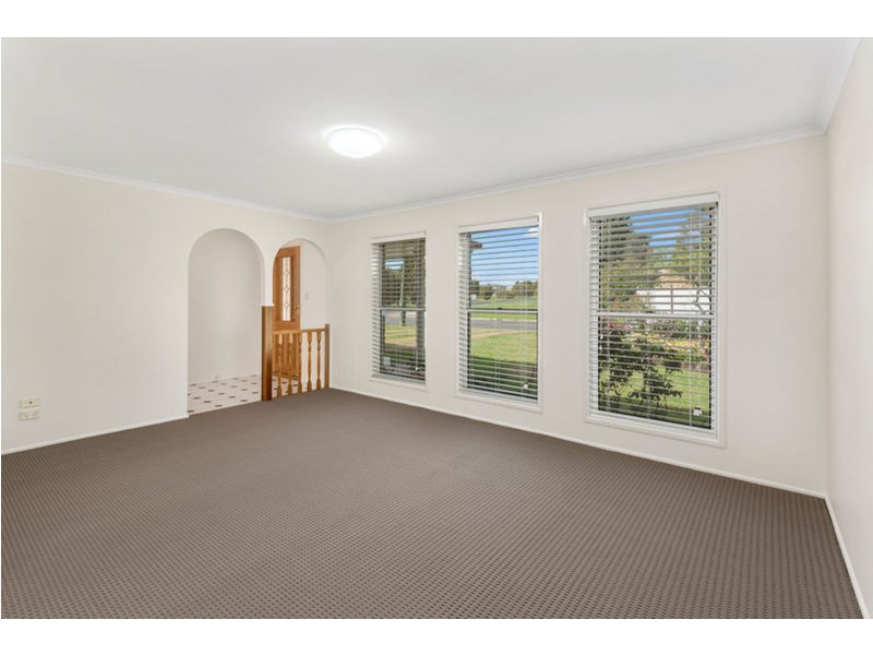 1 Kauri Street, Kearneys Spring QLD 4350