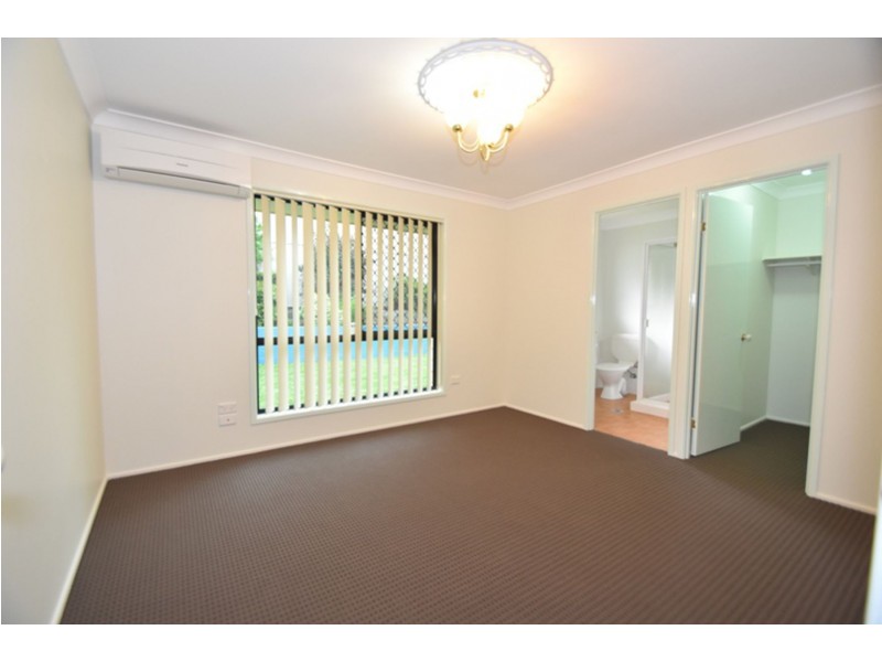 19 Watervale Street, Wilsonton Heights QLD 4350