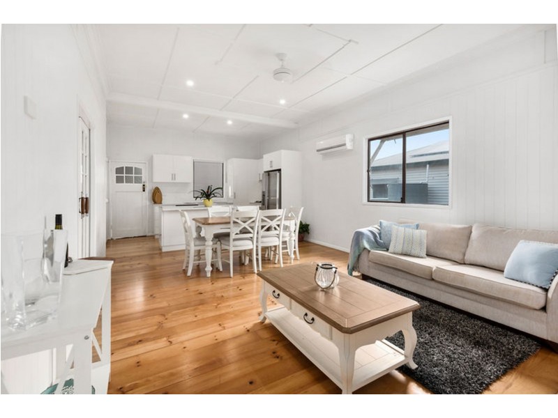 3 Bristol Street, Newtown QLD 4350