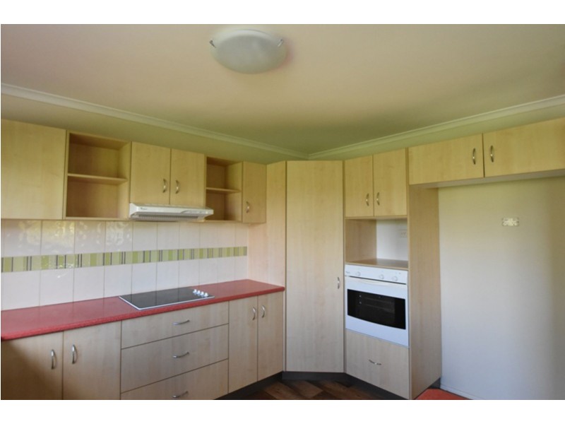 30 Balfour Street, Wyreema QLD 4352