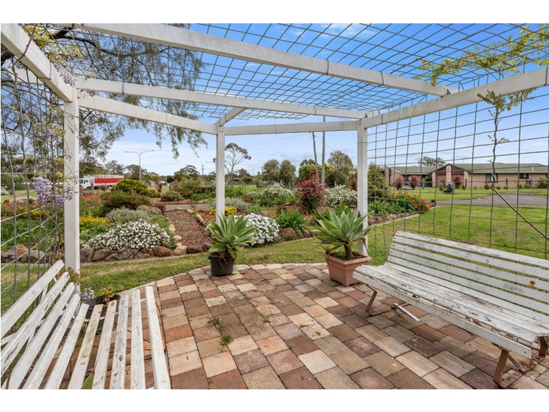 597 Bridge Street, Cotswold Hills QLD 4350