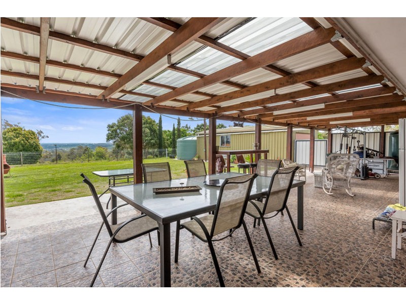 597 Bridge Street, Cotswold Hills QLD 4350