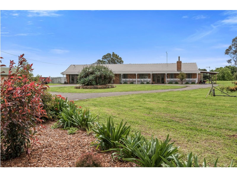 597 Bridge Street, Cotswold Hills QLD 4350