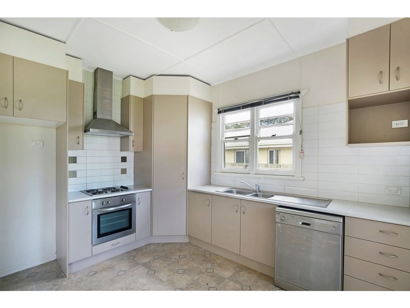 4 Beirne Street, South Toowoomba QLD 4350
