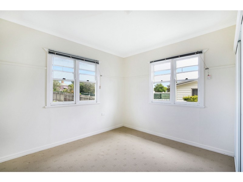 4 Beirne Street, South Toowoomba QLD 4350