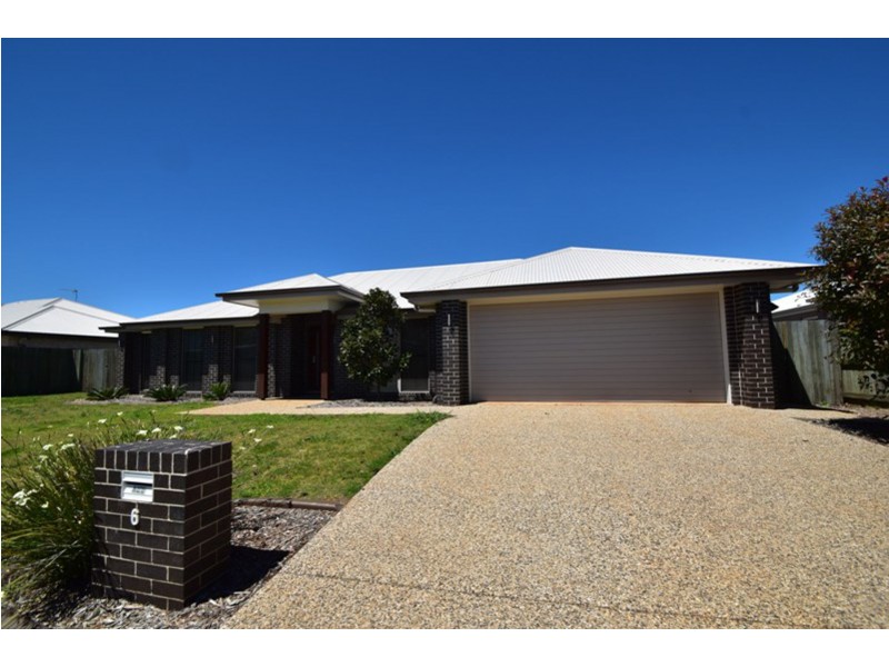 6 Argus Court, Middle Ridge QLD 4350