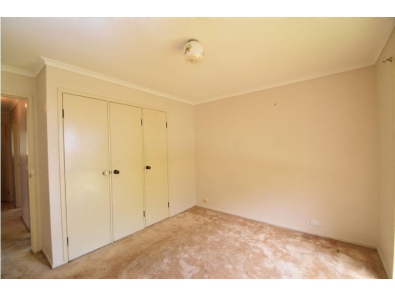2 Champagne Crescent, Wilsonton Heights QLD 4350