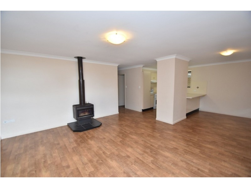 1/70 Hursley Road, Newtown QLD 4350
