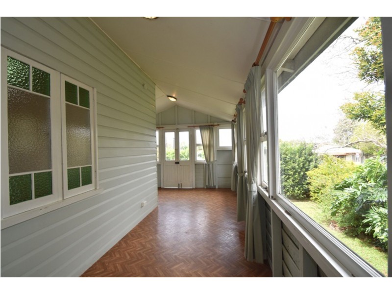 85a Bridge Street, Mount Lofty QLD 4350