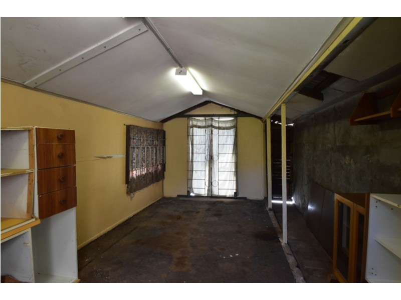 25a West Street, Newtown QLD 4350