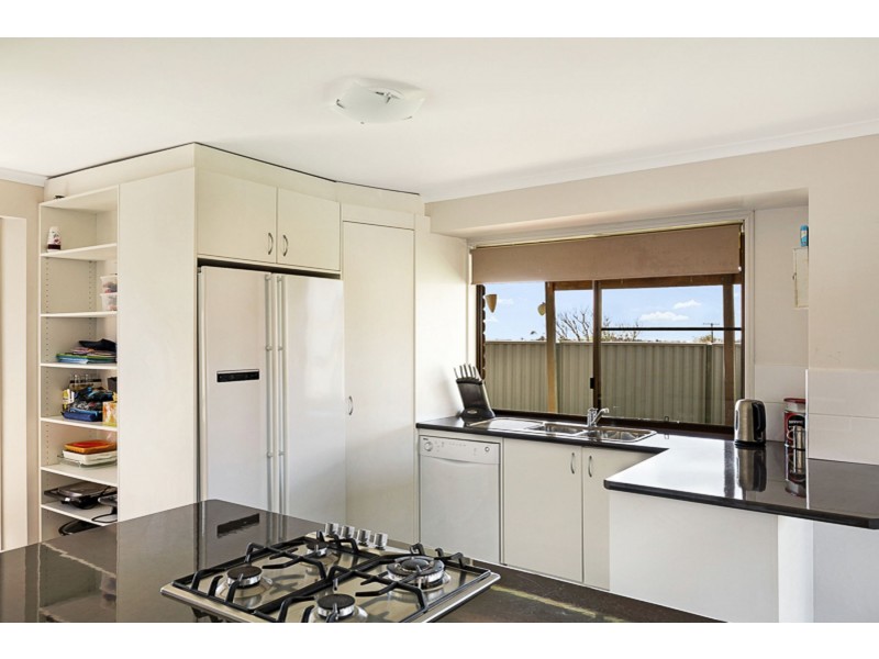 5 Renmano Court, Wilsonton Heights QLD 4350