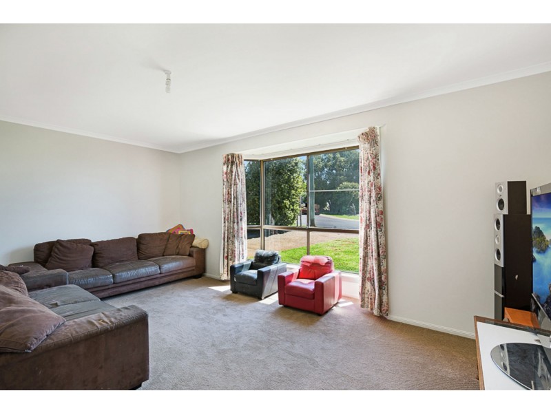 5 Renmano Court, Wilsonton Heights QLD 4350