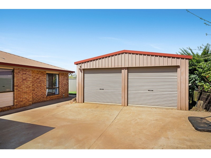 5 Renmano Court, Wilsonton Heights QLD 4350