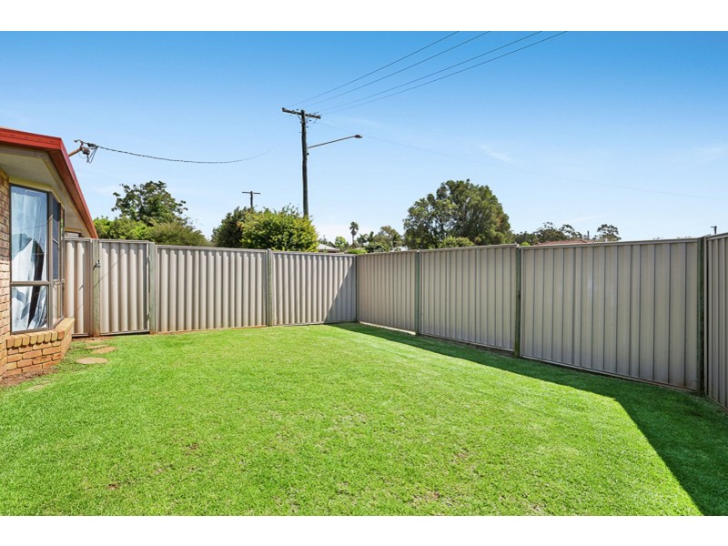5 Renmano Court, Wilsonton Heights QLD 4350