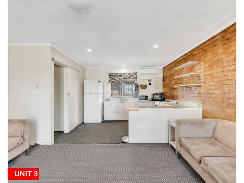 20 Glendower Street, Mount Lofty QLD 4350