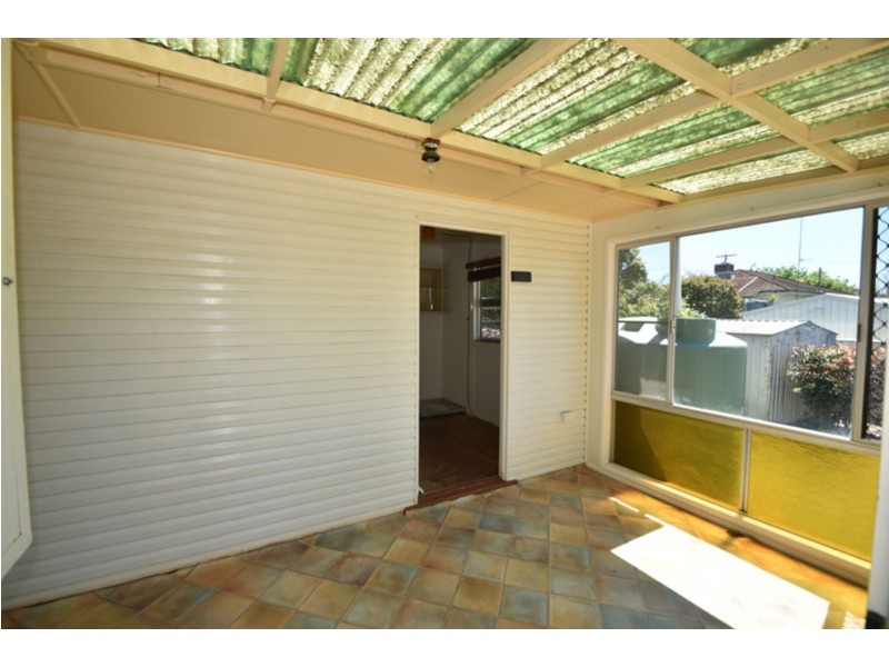 23 Dalgleish Street, South Toowoomba QLD 4350