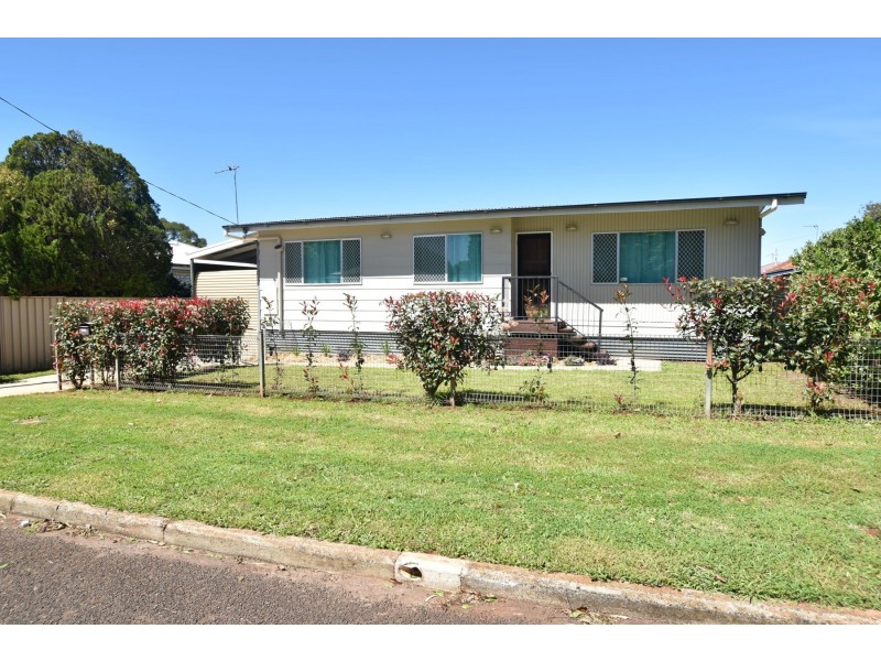 20 Tomkys Street, Rockville QLD 4350
