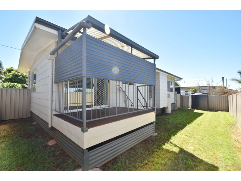 20 Tomkys Street, Rockville QLD 4350