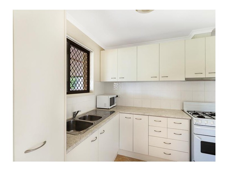 16 Muscat Court, Wilsonton QLD 4350