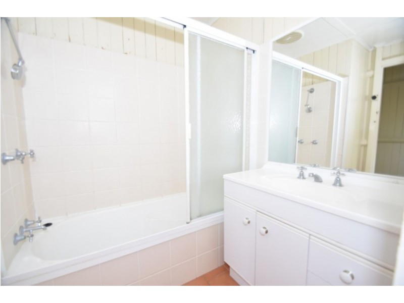 237 Geddes Street, South Toowoomba QLD 4350