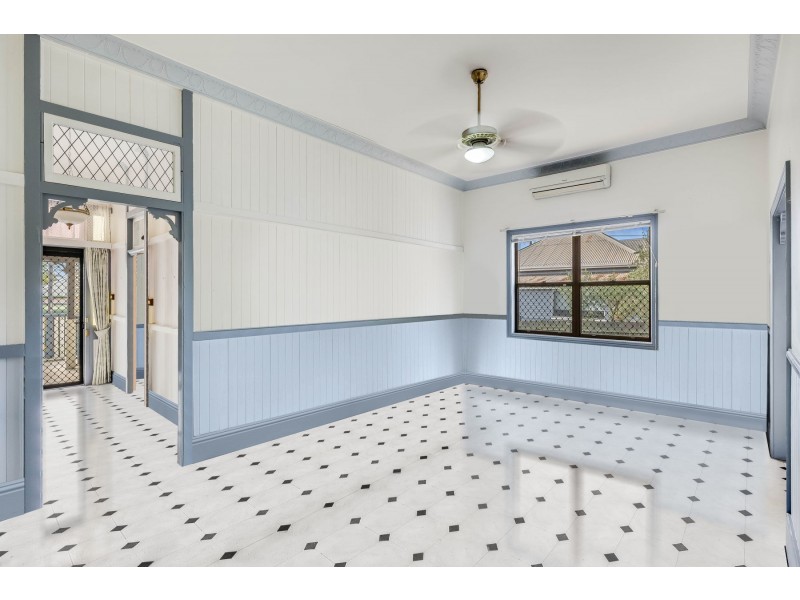 15 Gowrie Street, Toowoomba City QLD 4350